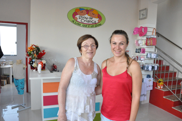As proprietárias da loja Show de Criança, Marieta dos Santos e Daniela Schmit