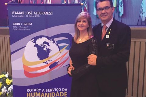 Itamar José Alegranzzi e Neisa Ceretta alegranzzi casal Governador do Distrito 4660 2016/2017