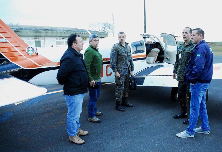 Representantes do Centro Integrado de Defesa Aérea e Controle de Tráfego Aéreo - CINDACTA II chegaram em santo angelo na última terça-feira, dia 2