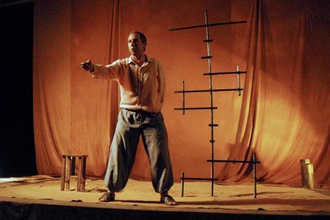 Grupo de teatro A Turma do Dionísio mantém atividades ininterruptas desde 1986. Esta será a terceira apresentação no país europeu