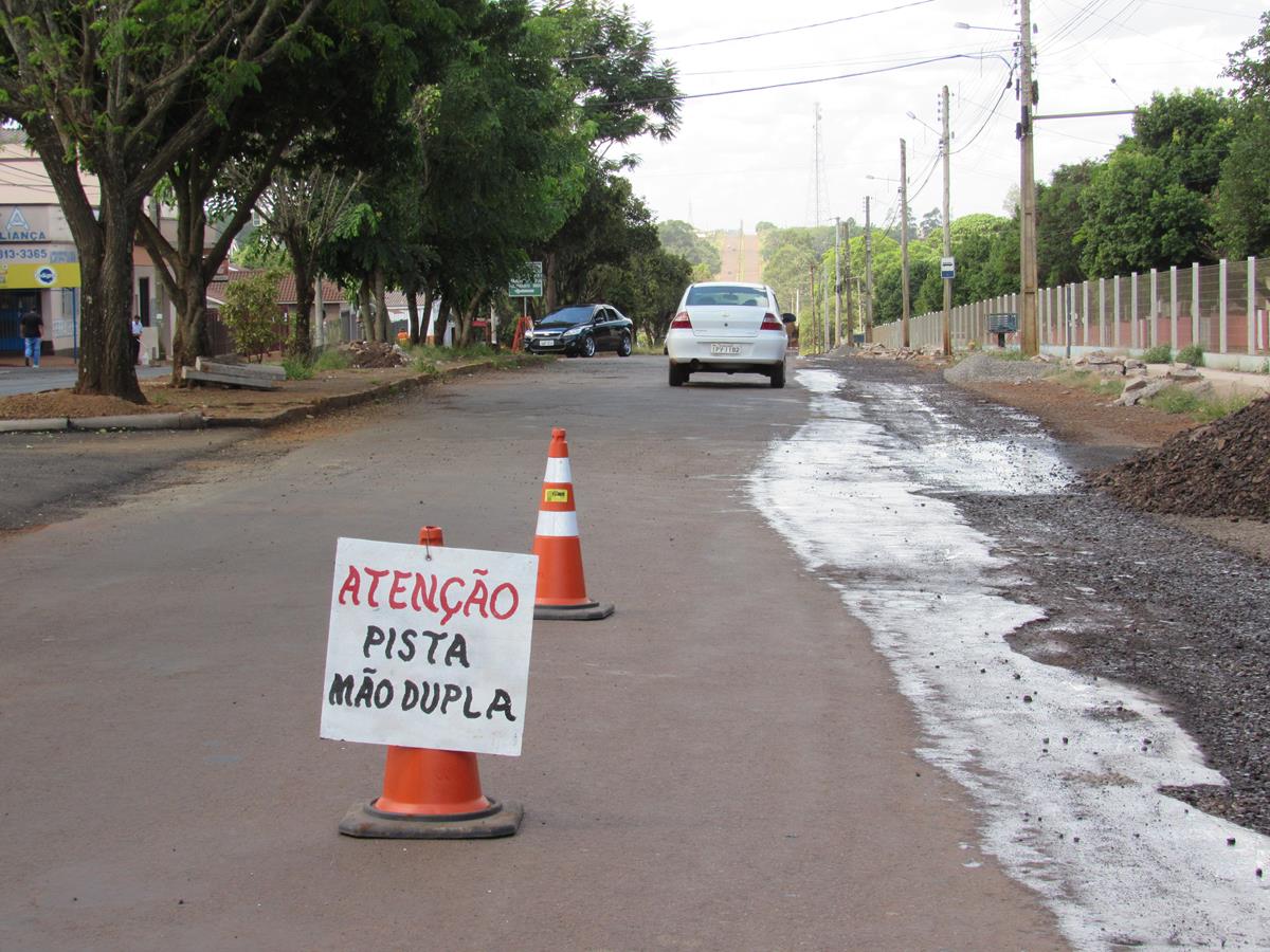 Trânsito de veículos exige cuidado redobrado nesta semana na Av. Salgado Filho