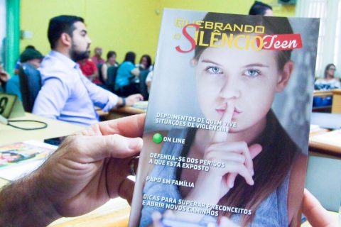Matéria foi apresentada pelo Presidente​ ​do Legislativo durante sessão solene