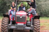 Alunos do IF Farroupilha pousam para a foto no dia da Carijada