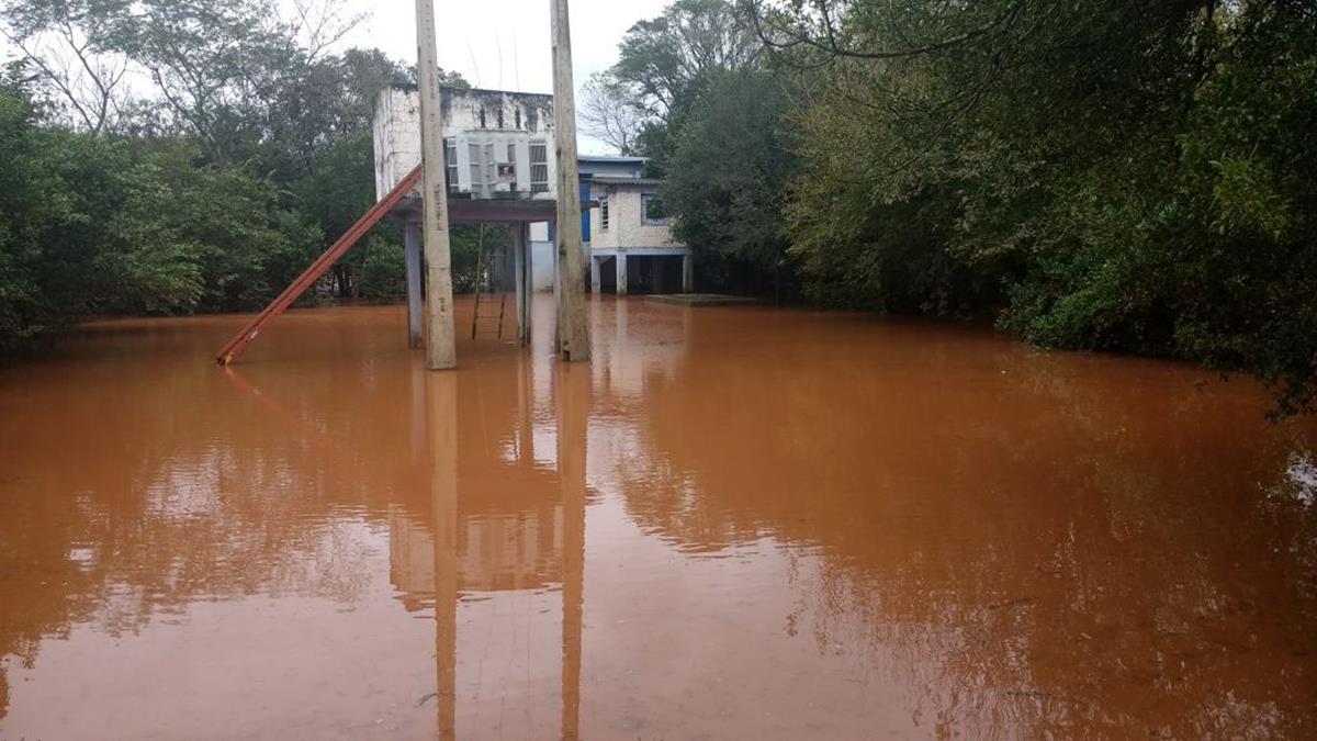 ETA II - Chuvas de Maio enchente do Ijuí - Corsan 02