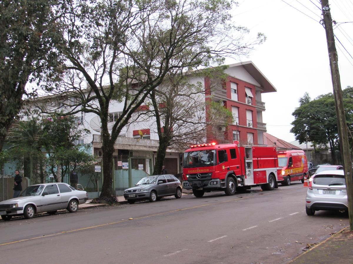 Bombeiros (2)