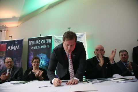 08 de Agosto  2017   - Ministro do Turismo, Marx Beltrão participa da Primeira reunião do Conselho Diretor da Rota Internacional Jesuítica da América do Sul
Local: São Miguel das Missões /RS.
  Foto: Roberto Castro/MTur