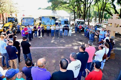 Veículos entregues a prefeitura (Copy)