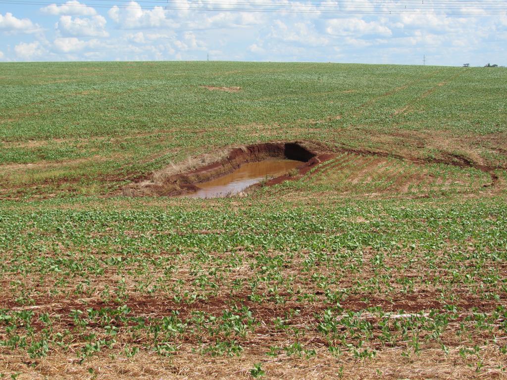 Compactação e adensamento de áreas agrícolas em Santo Ângelo (10) - água doce (Copy)