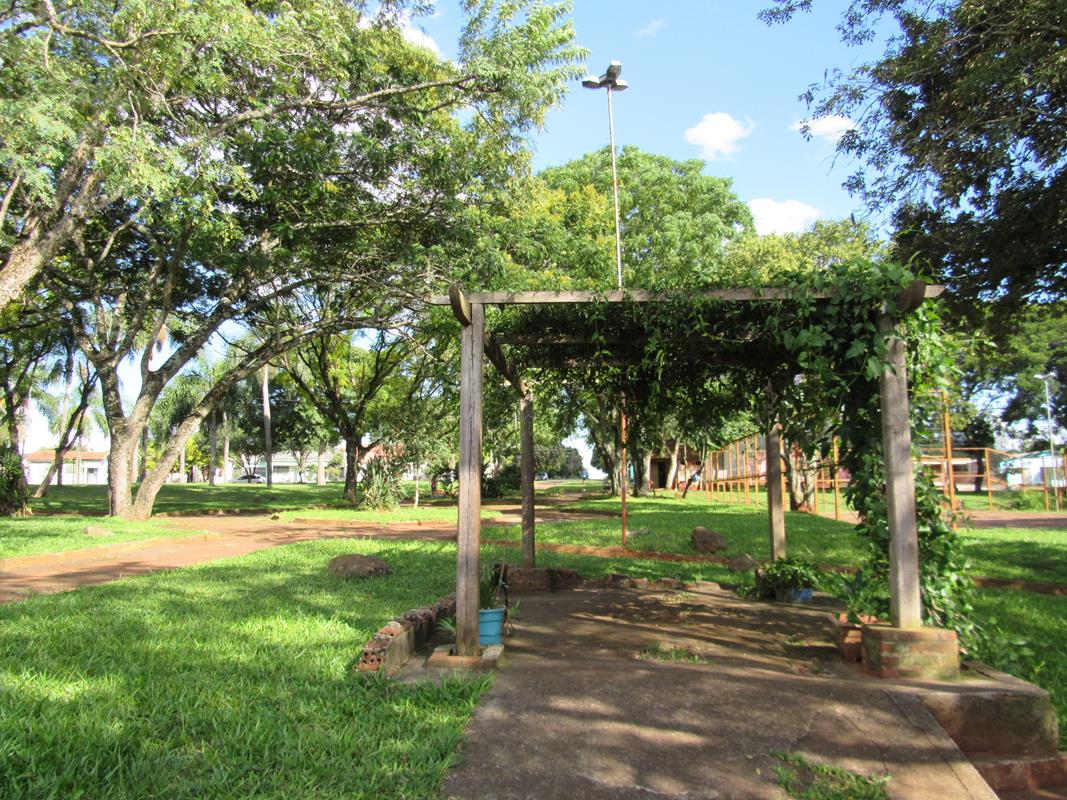 Praça José Carlos Kest (2) (Copy)