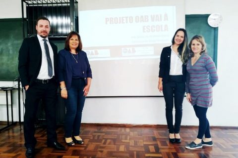 OAb vai à escola 2 (Copy)