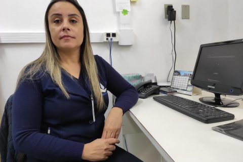 Enfermeira Sheila Steidl explica que há falta de todos os tipos sanguíneos