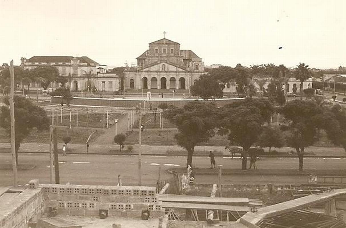 Catedral Vista do telhado do Clube (Copy)