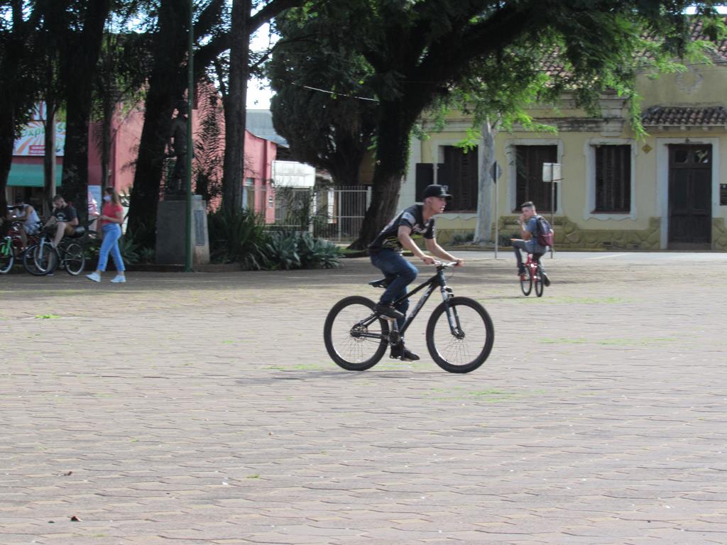 Ciclismo na Praça Pinheiro Machado (20) (Copy)